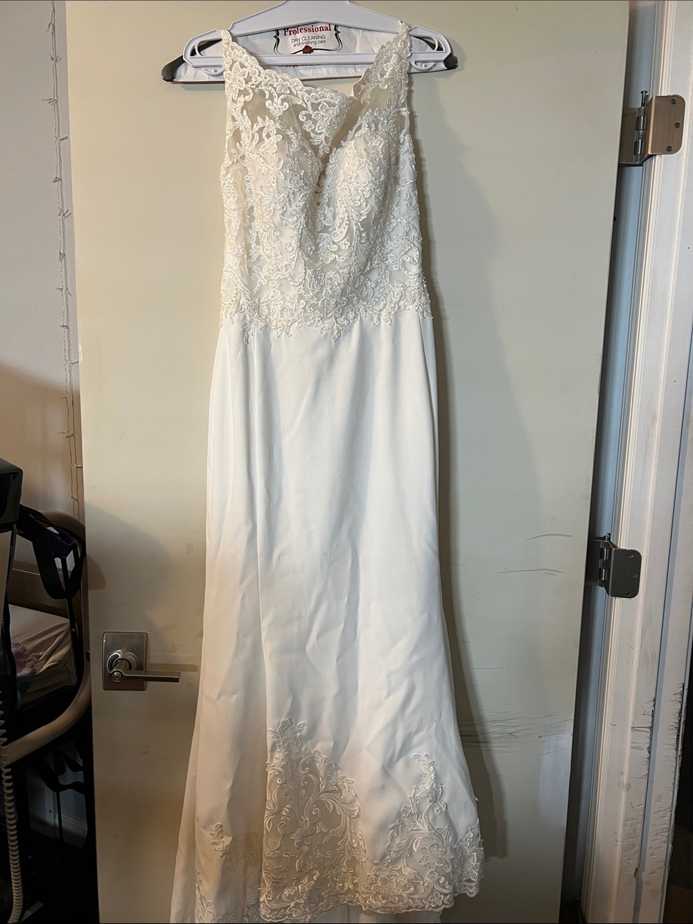 Alfred Angelo Modern Vintage Wedding Dress Beaded Lace High Neck